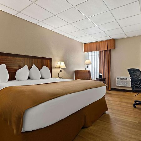 Rodeway Inn McPherson Εξωτερικό φωτογραφία