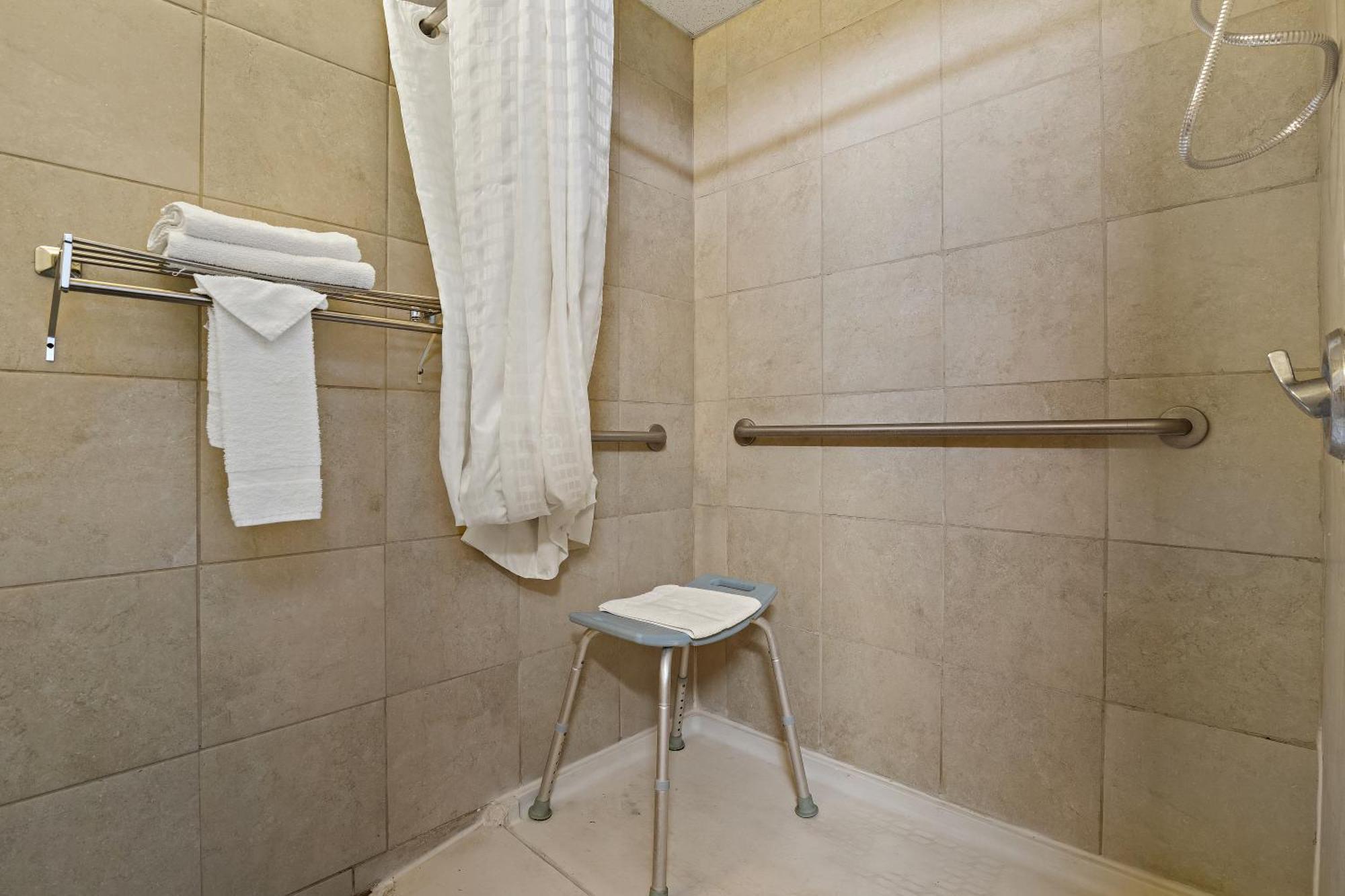 Rodeway Inn McPherson Εξωτερικό φωτογραφία